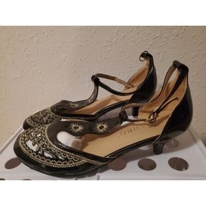 Sz 9 Ashro Lady T Strap Heel